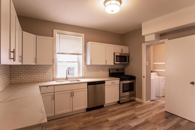 Photo - 1936 N Central Park Ave Unit 2