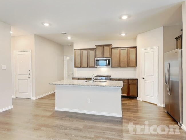 Photo - 604 Calm Springs Dr