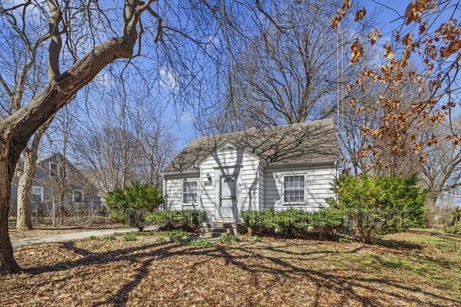 Photo - 208 Arcadia Dr