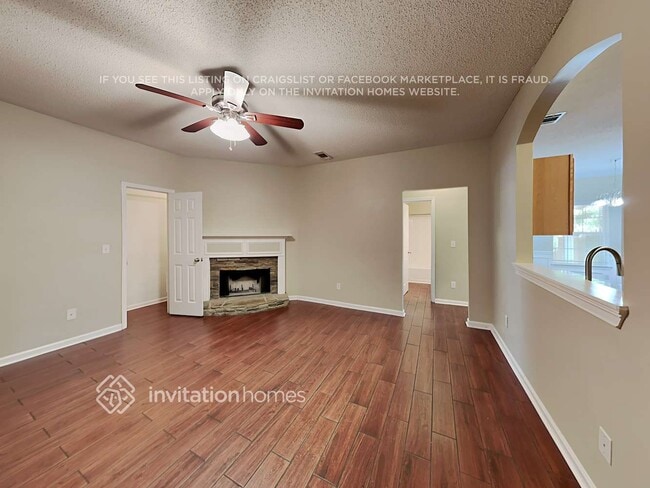 Photo - 162 Southwind Ln