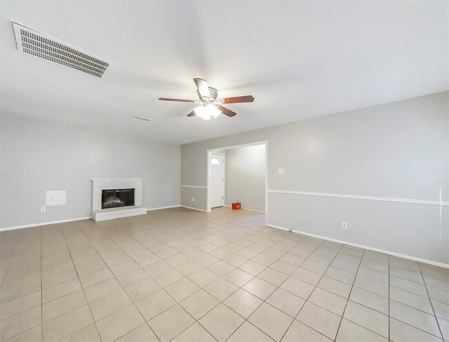 Photo - 10827 Sugar Hill Dr