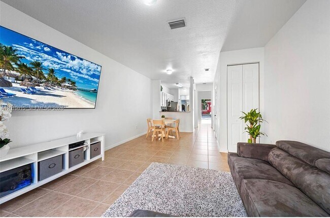 Photo - 1820 SW 89th Terrace