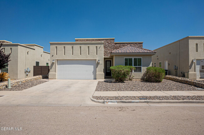 Photo - 13009 Birds View Cir Casa