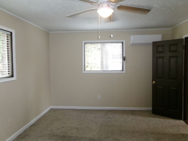 Photo - 6218 Blynn Dr Unit 2