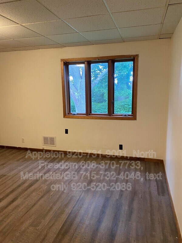 Photo - S7559 US-12 Unit E9 & E10