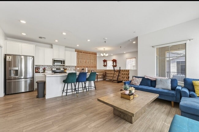 Building Photo - 3700 Canis Minor Ln