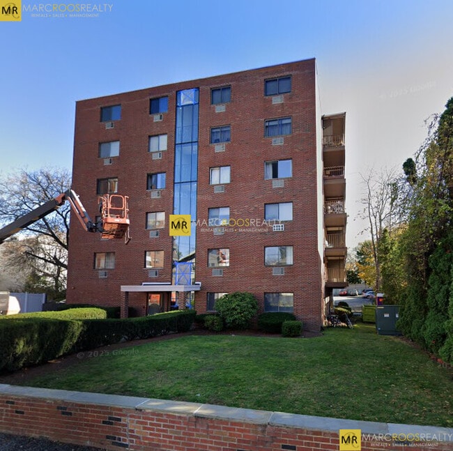 Photo - 12 Pond Ln Unit 26