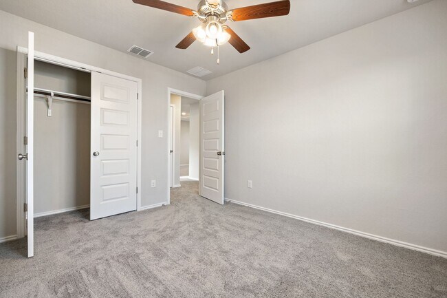 Photo - Like New Home in Hidden Springs!!!