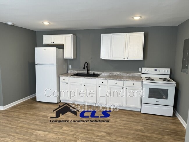 Photo - 702 S 8th St