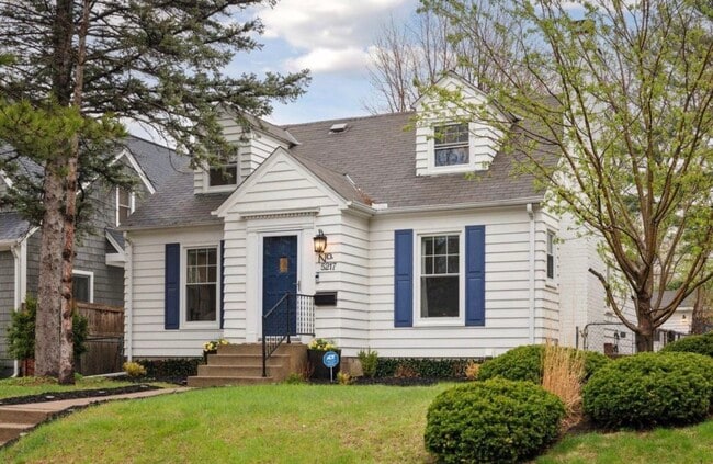 Photo - 5217 France Ave S