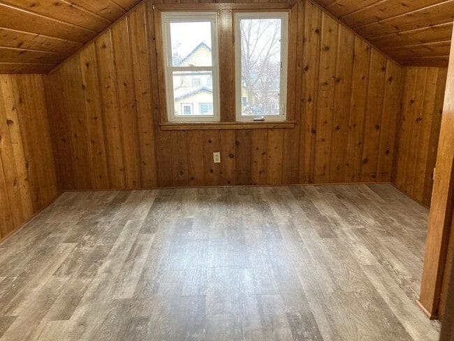 Photo - Charming 4 Bedroom 1 Bathroom Home in St.Cloud!
