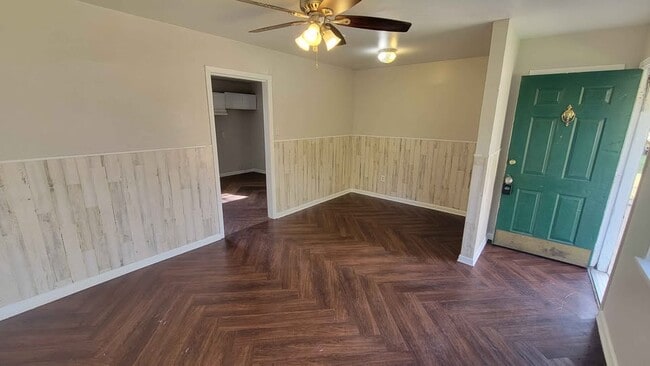 Photo - 1105 Norris Dr