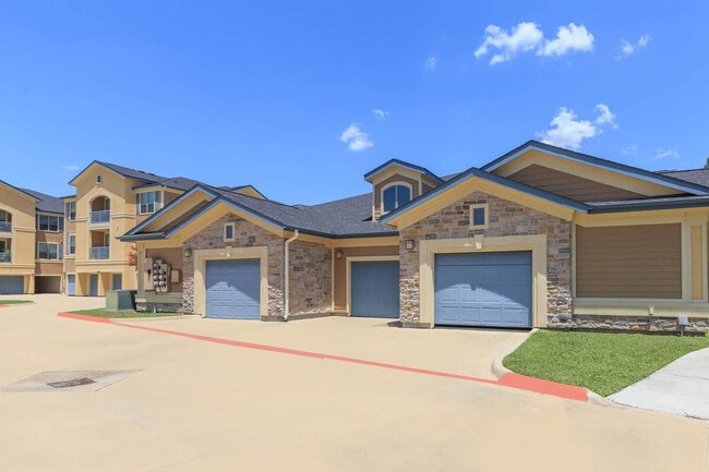 Villages at Cypress