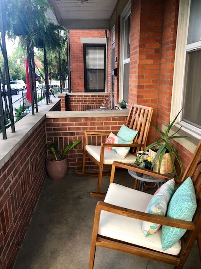 Photo - 221-223-223 E Whittier St Unit 223