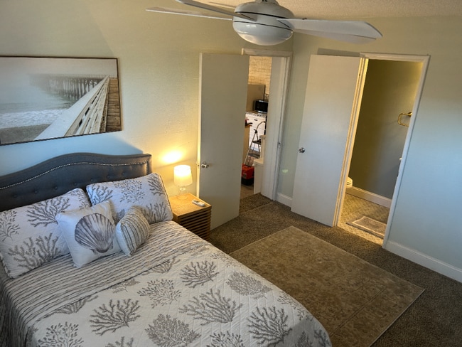 Photo - 841 W Santa Ana Ave