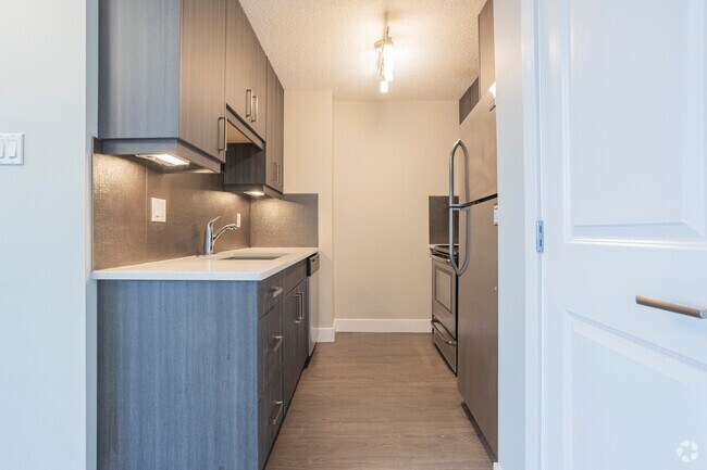 Studio - 460SF - Missao