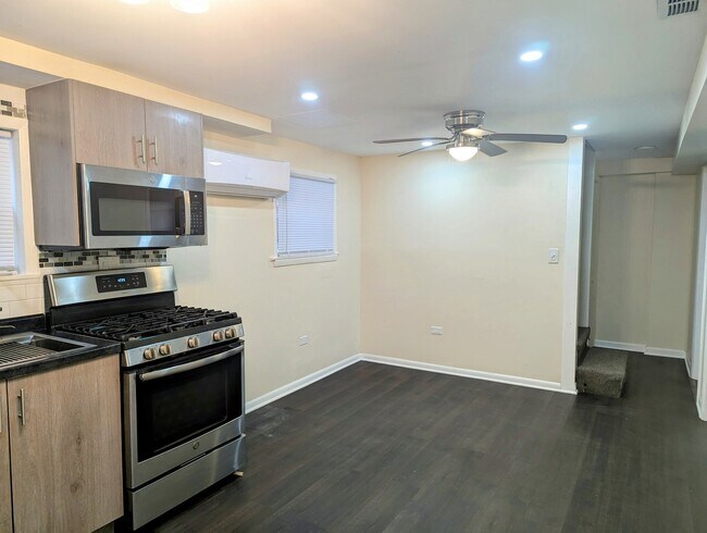 Photo - 6949 W Diversey Ave Unit G