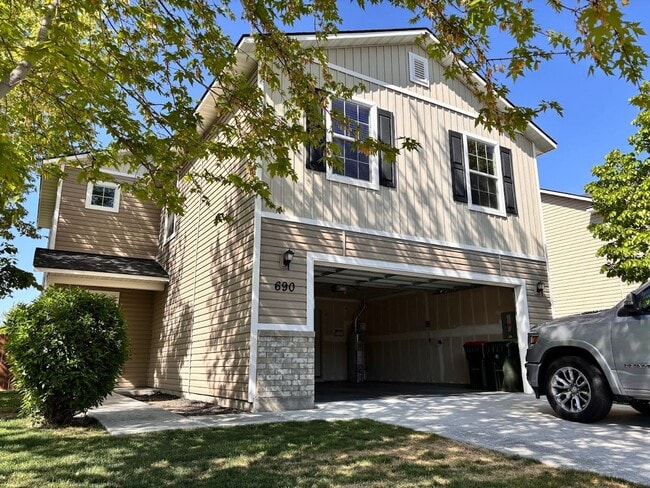 Ready for Move In - Cedar Creek Spacious L... - Ready for Move In - Cedar Creek Spacious L... House