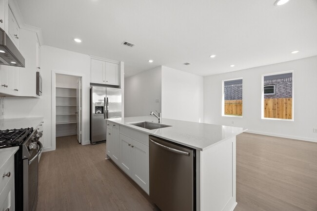 Photo - 28947 Rustic Robin Ln