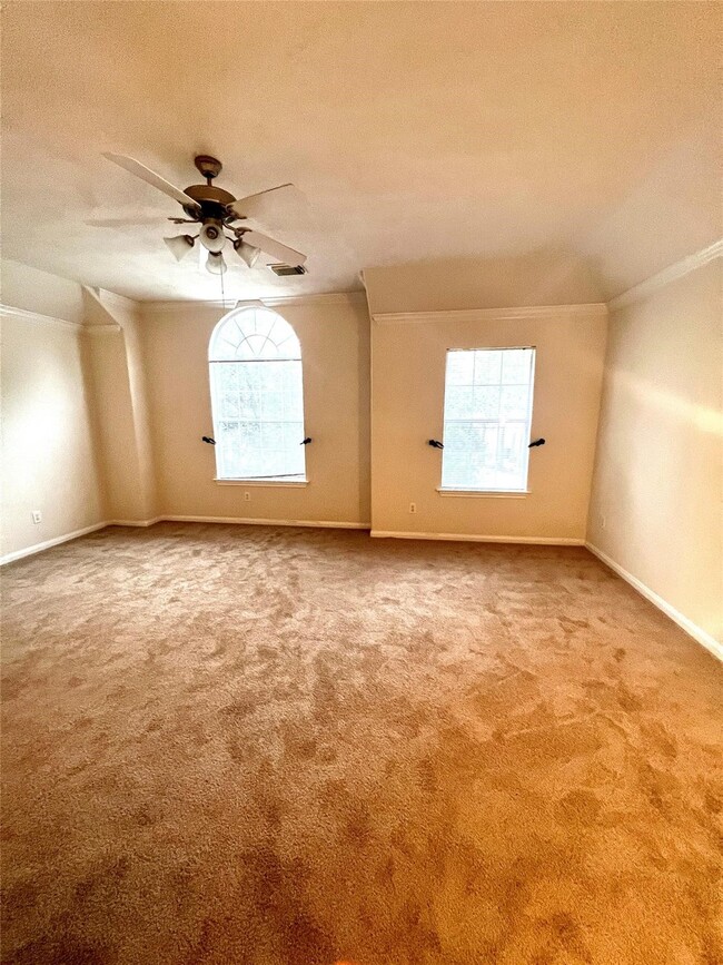 Photo - 43 Nestlewood Pl