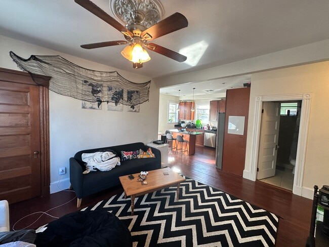 Photo - 6 Oswald St Unit 3