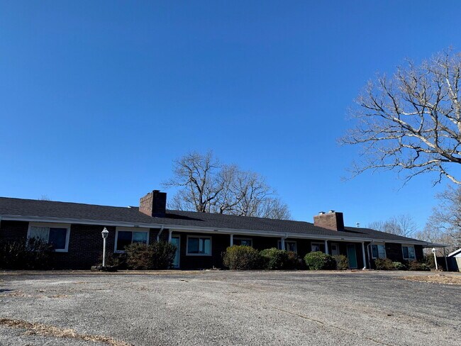 Building Photo - 14895 Dutchman Dr. Rental