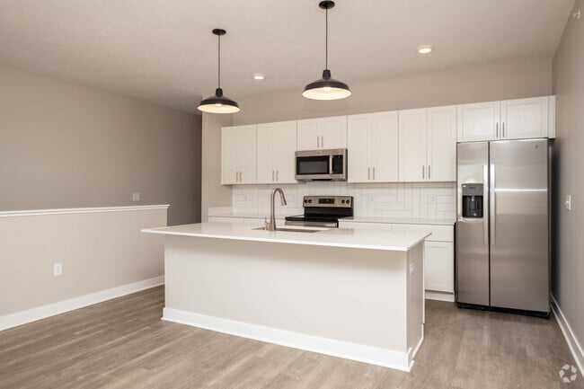1BR, 1BA - Campo