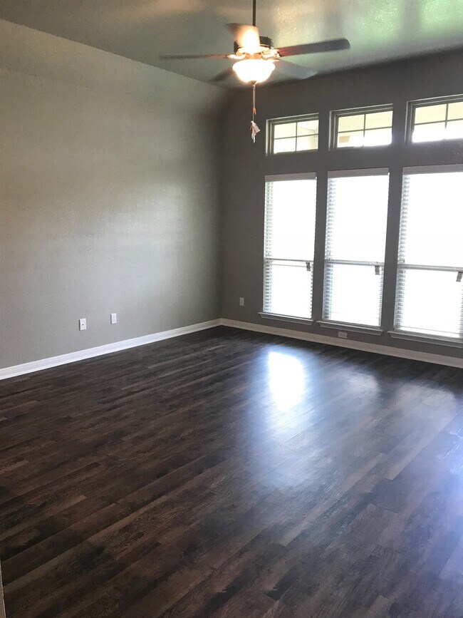 8117 Northgate Lp