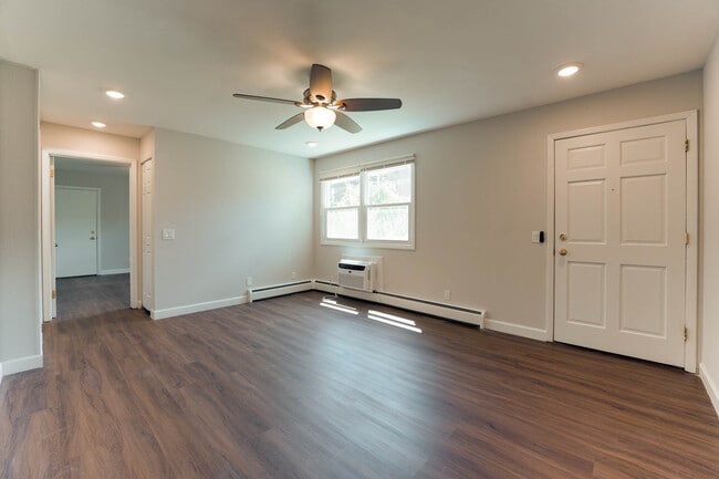 Photo - Arbor Arms Apartments