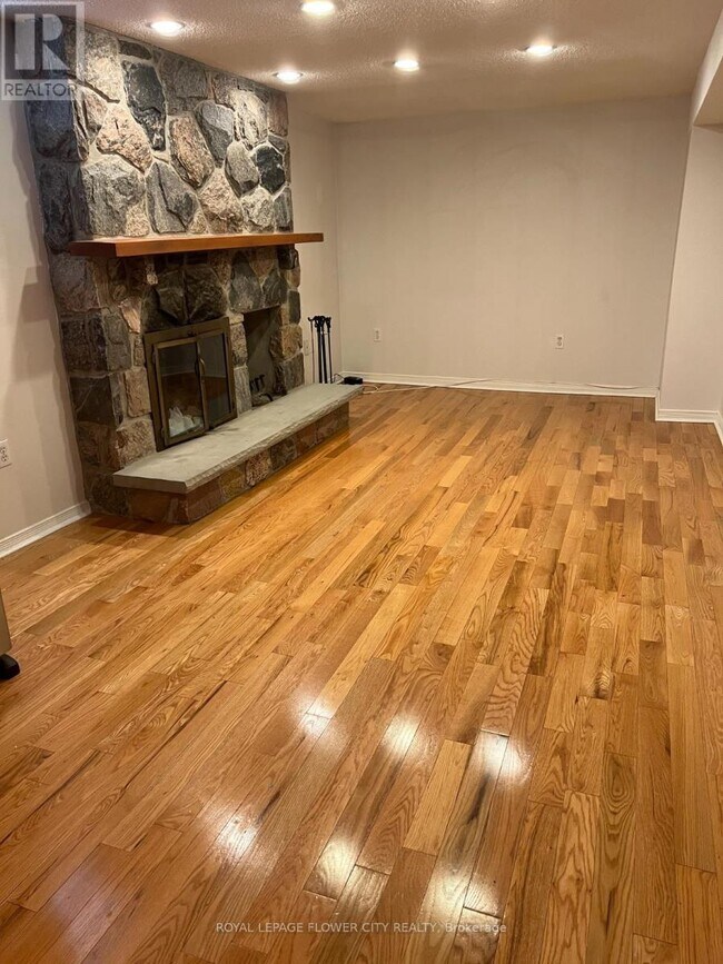 Photo - 22 Perkinsfield St