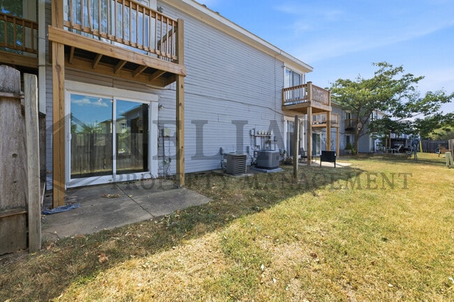 7206 W Douglas Ave