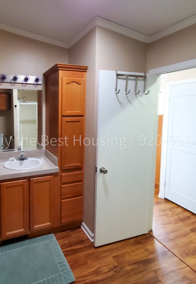 Photo - 38 Apple Hill Dr