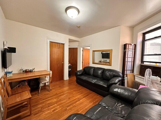 Building Photo - 522 W 151st St Unit 32