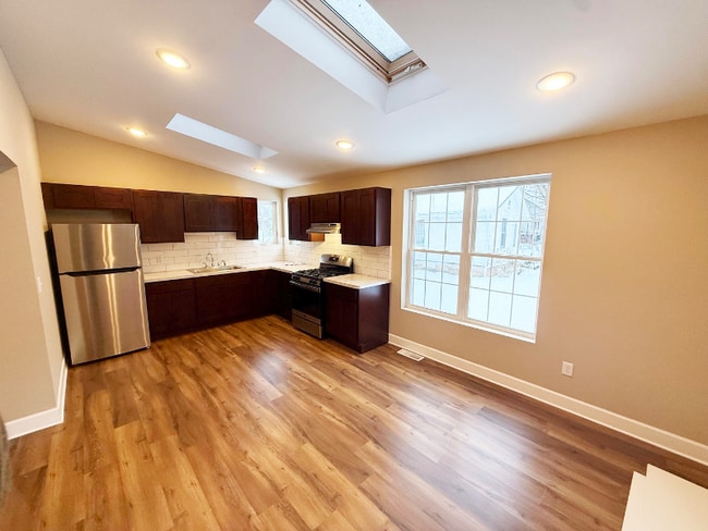 Photo - 2743 W Church St