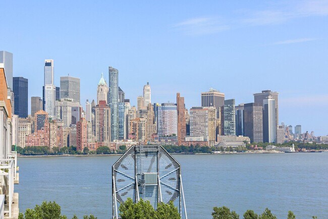 Photo - 25 Hudson St Unidad PH907 Rental
