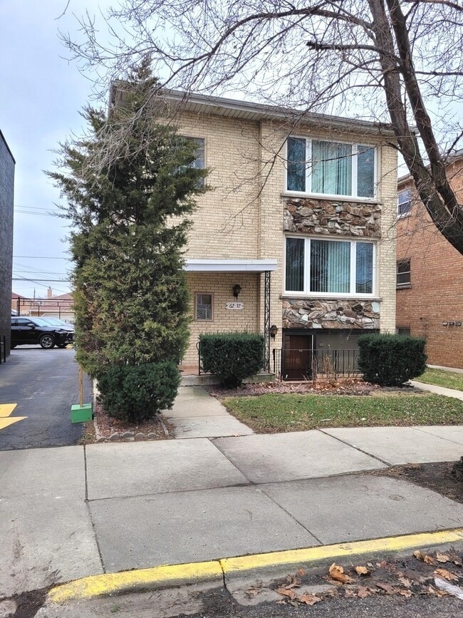 Photo - 6237 W 63rd St Condo