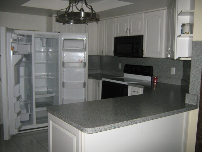 Photo - 1102 Fuchsia Dr