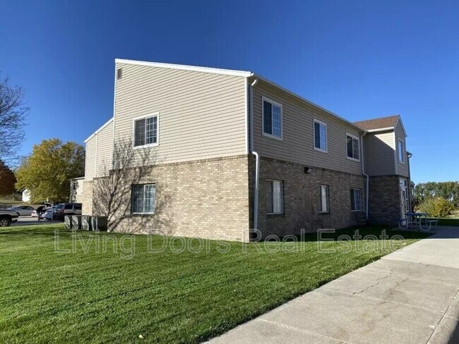 Photo - 605 S Washington St Unit #10