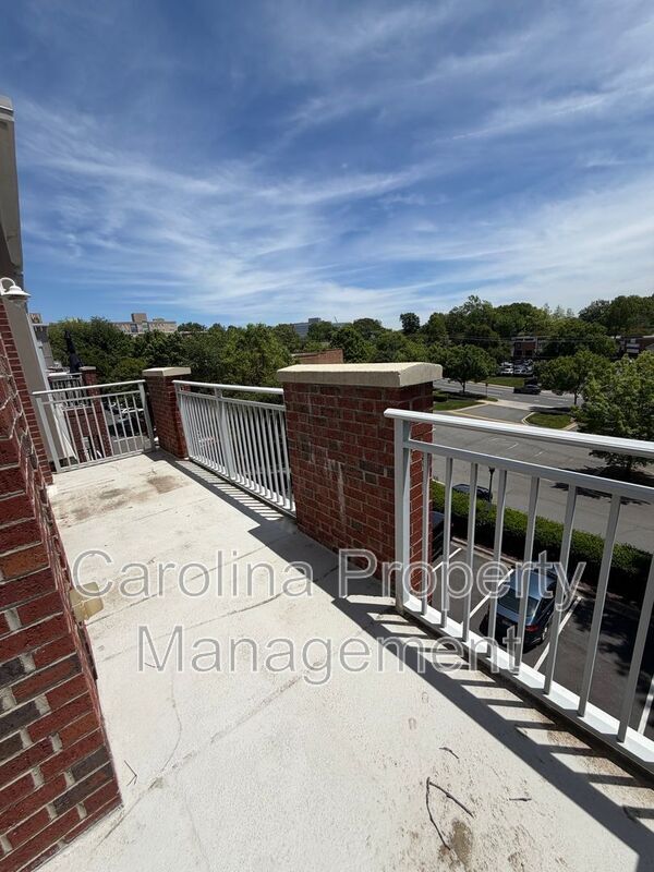 Photo - 1903 Kenilworth Ave