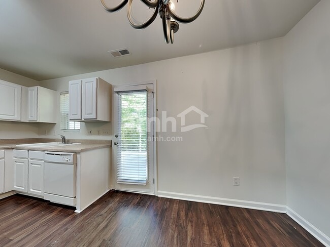 Photo - 1209 Plexor Ln