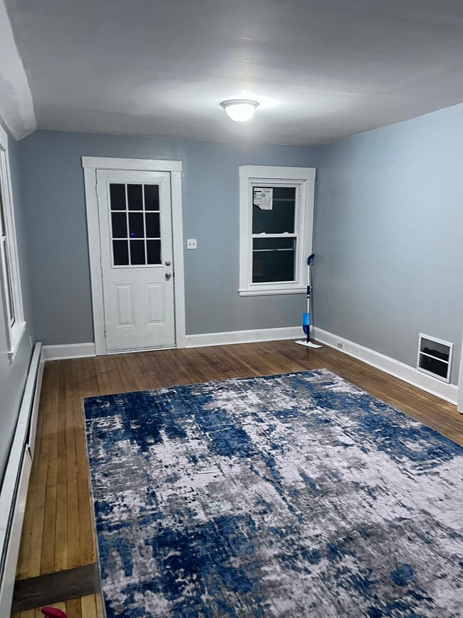 LR - 58 Beech St Apartments Unit 2nd Floor