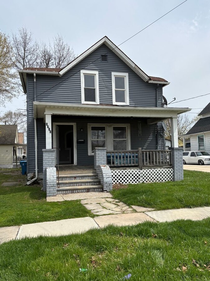 Section 8 Accepted! 4 BR - Section 8 Accepted! 4 BR Casa