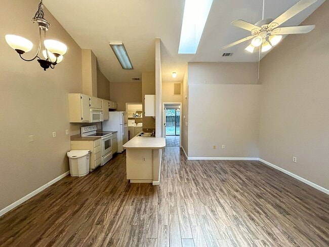 Photo - 3824 SW 30th Terrace