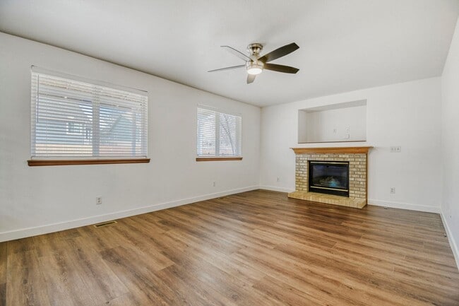 Photo - Well Maintained Home in Thornton