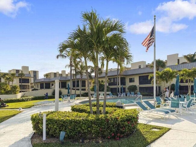 Photo - 275 S Beach Rd Unidad B202