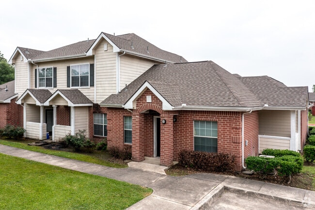 Tatum Townhomes and Apartment