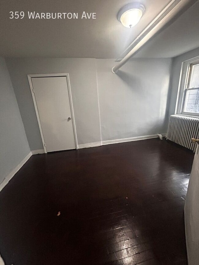 Photo - 359 Warburton Ave