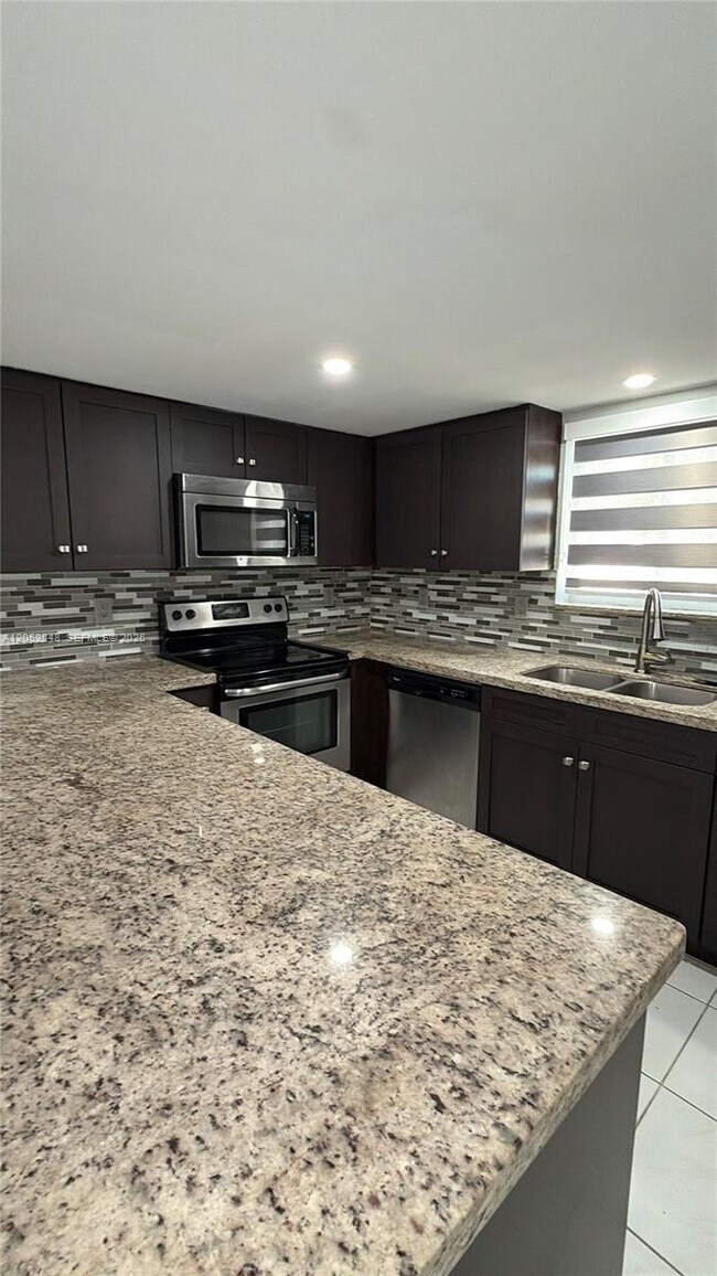 551 NW 82nd Ave Unit 516
