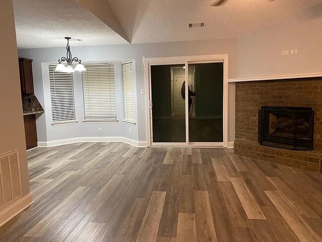 Photo - 2817 Forest Dr