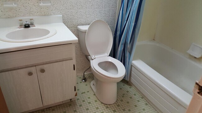 Photo - 3044 Sandwich St. Unit 204